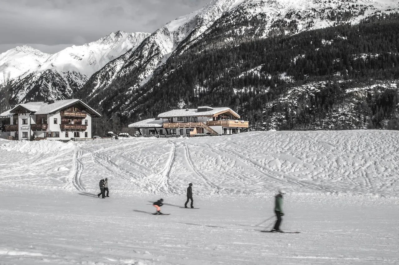 Leni Mountain Appartements Sölden Apartment