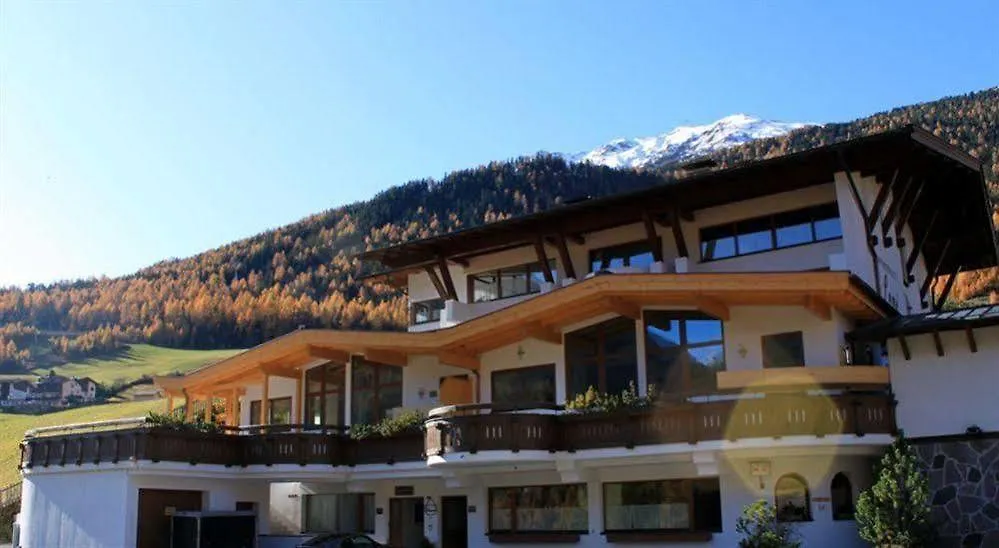 Leni Mountain Appartements Sölden